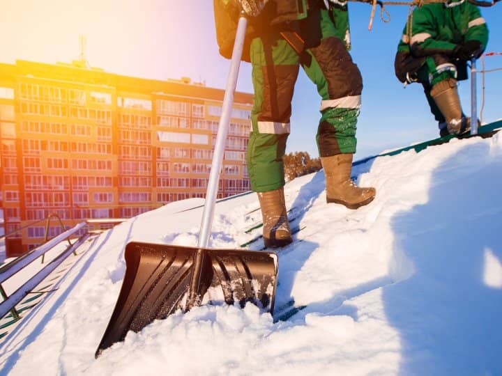 Déneigement de toiture à Shawinigan